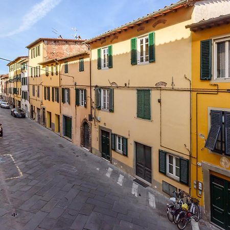 Heart Of Lucca Style Whitin The Walls Extérieur photo